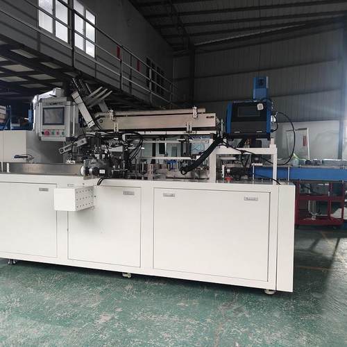 源头厂家全智能高速日用品装盒机食品全自动封盒机蛋黄派装盒机