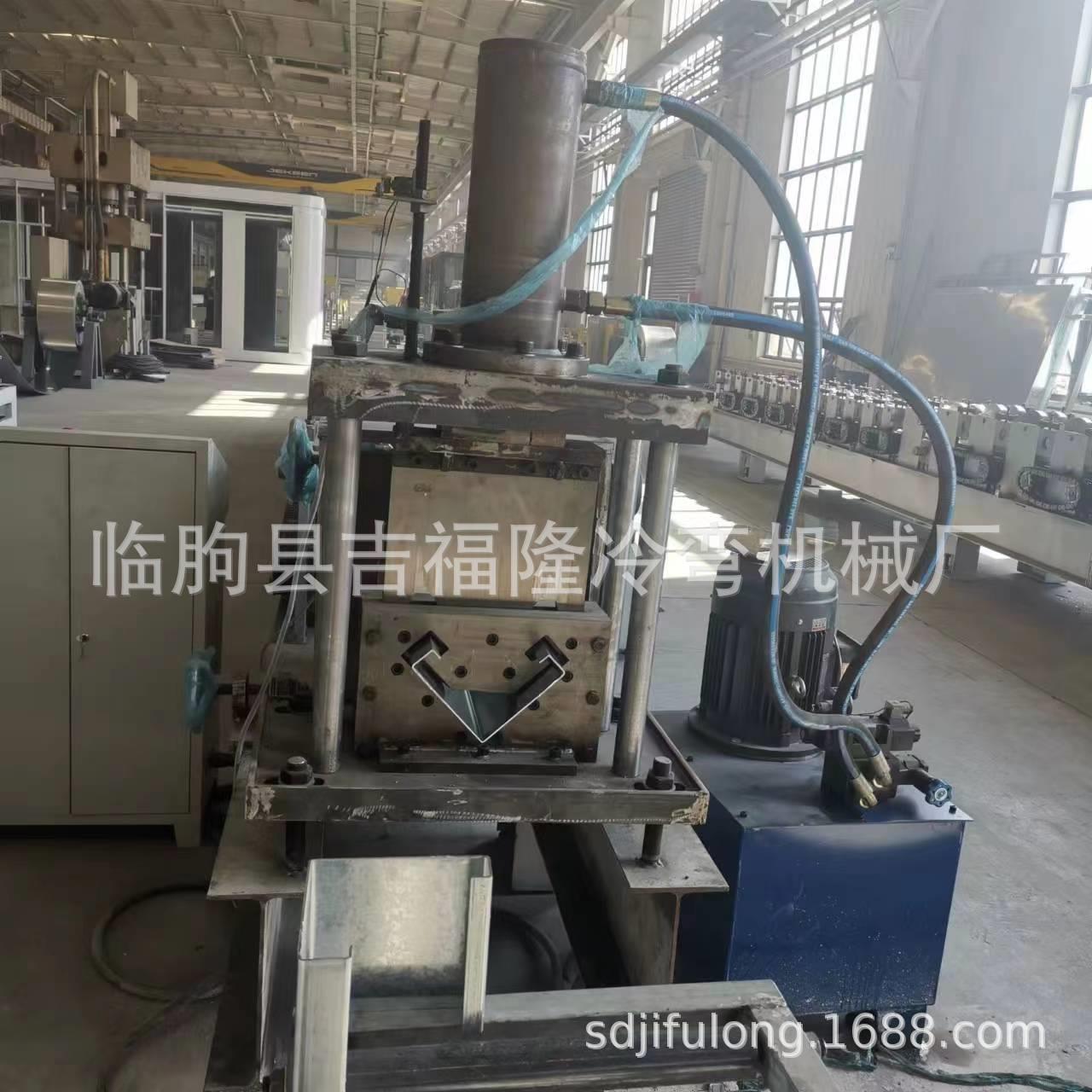 全动集装箱活动房立柱立成型机自货架柱产线活动房立生厂家