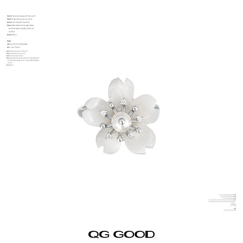 2025春夏新款原创白色花朵戒指女轻奢高级感气质精致时尚食指戒