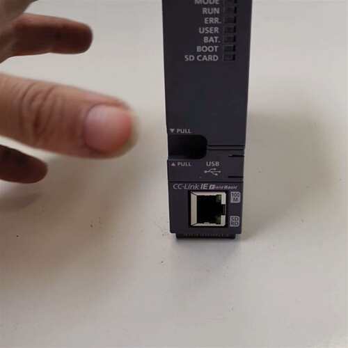 议价三菱Q系列 Q13UDVCPU，成色漂亮 功能包维修