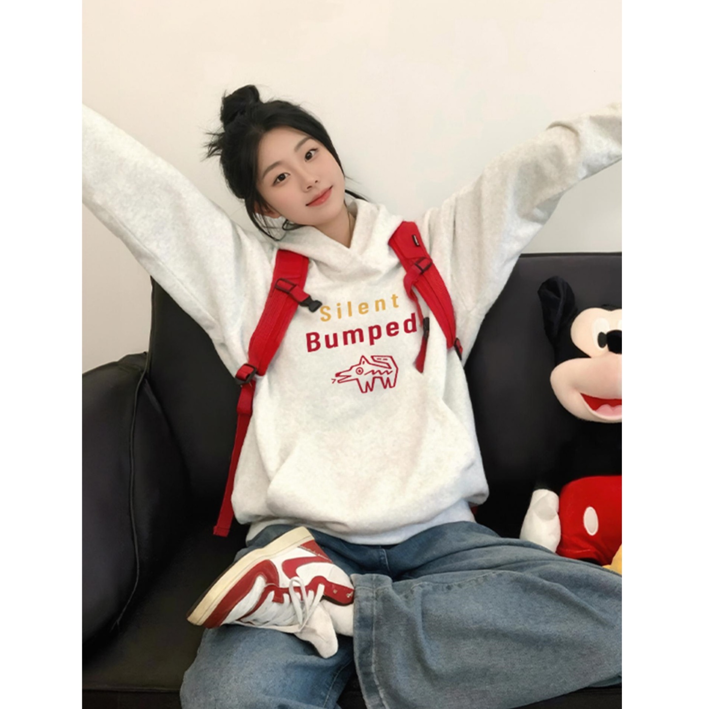 白灰色连帽卫衣女加绒加厚2025新款秋冬季保暖超好看独特大码上衣