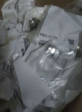 SMC接头KQB2L10-03S   二十个共560议价