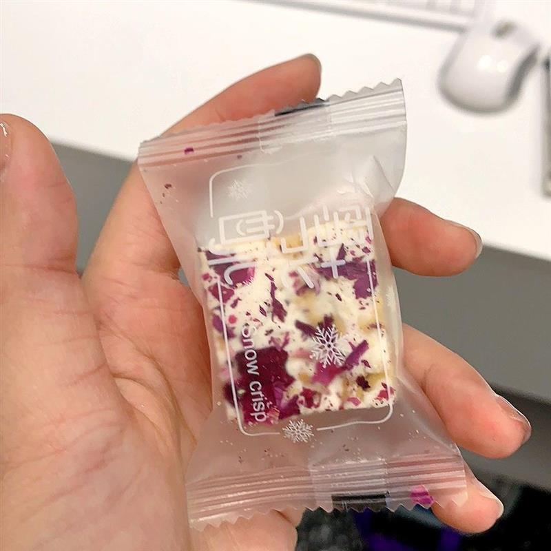 。雪花酥网红蔓越莓雪花酥