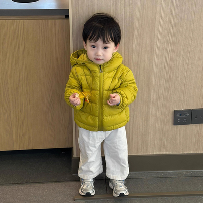 儿童轻薄款羽绒服男童连帽保暖