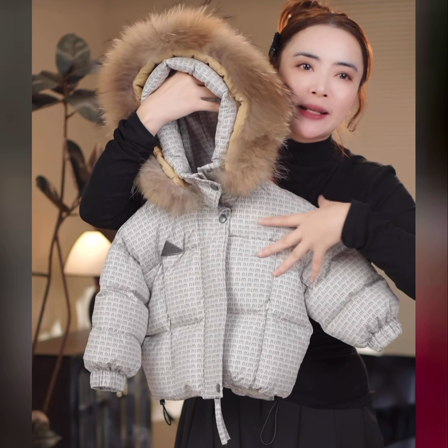 2025冬季儿童真毛领保暖羽绒服