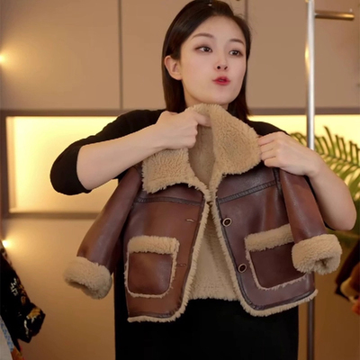 2025秋冬新款儿童皮毛一体皮衣