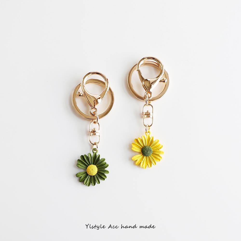 原创设计权志龙同款缺角花朵钥匙扣挂件包包挂链日韩创意饰品