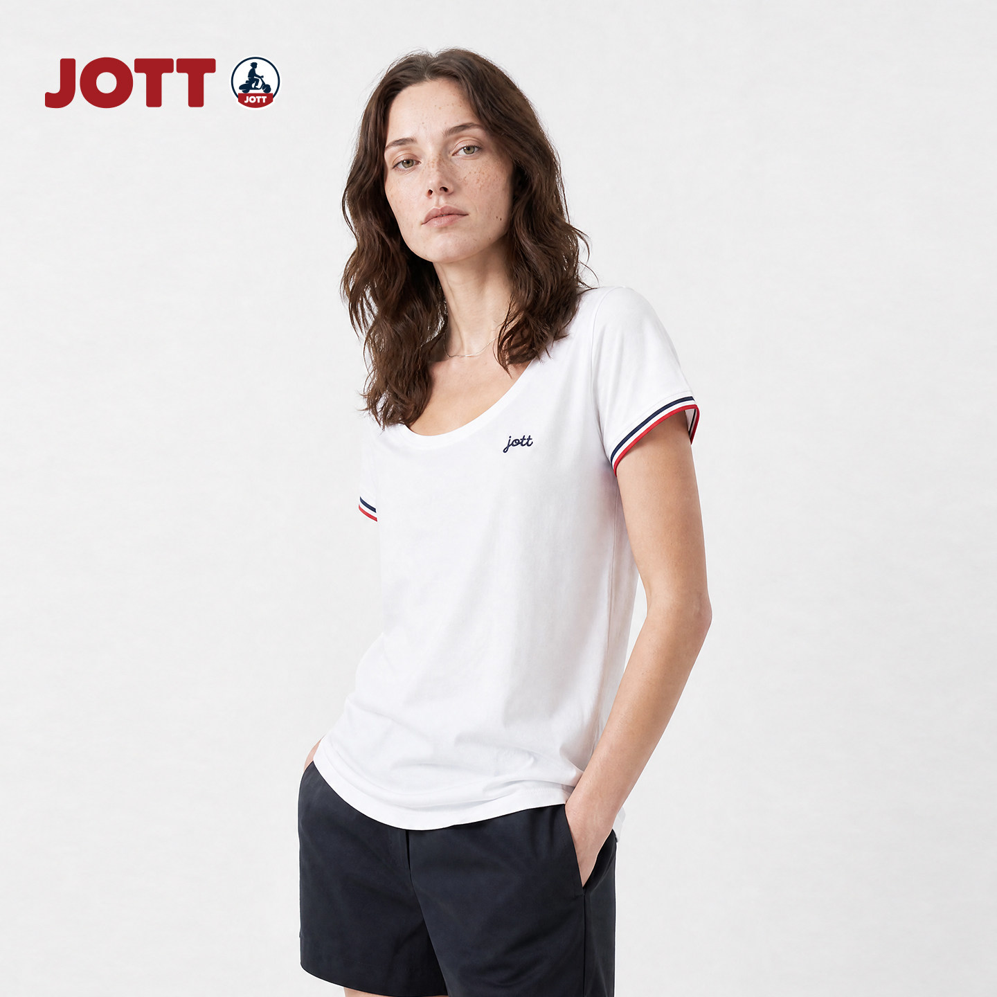 JOTT女士圆领短袖T恤休闲百搭图片