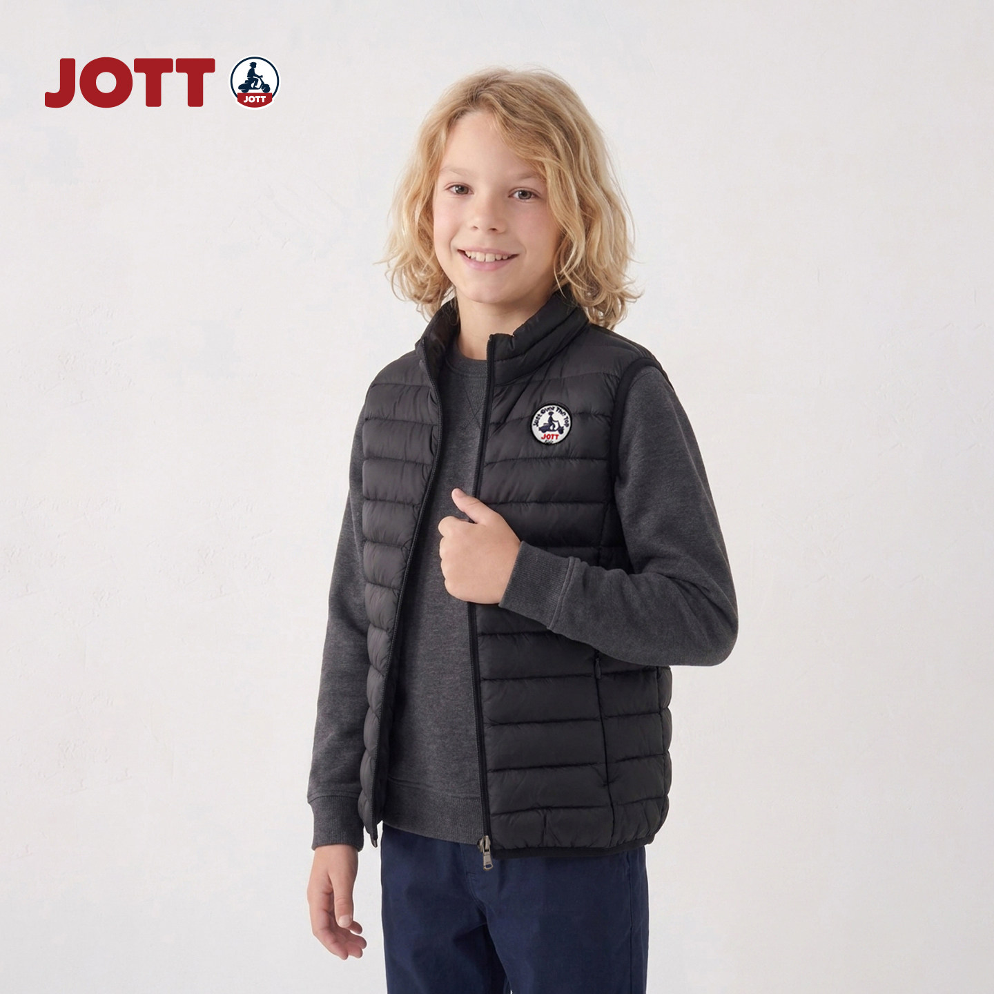 JOTT/轻薄排骨羽绒马甲 立领纯色短款男女童装外套 儿童秋冬新款图片