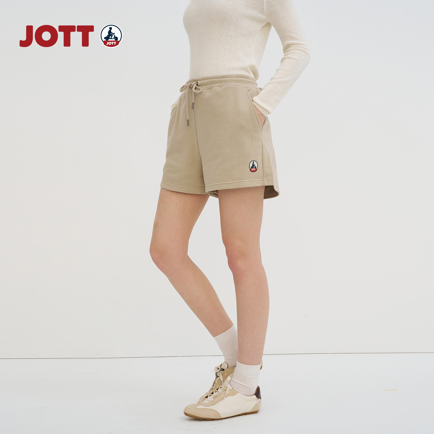 JOTT 专柜正品 | 抽绳松紧腰纯色小短裤运动时尚休闲裤子女士夏季图片