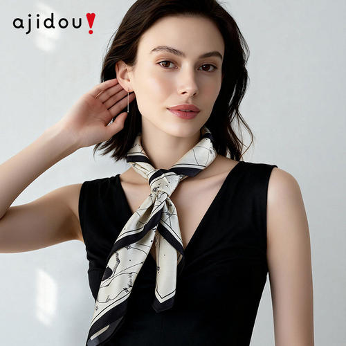 AJIDOU阿吉豆配饰女100%桑蚕丝星轨幻梦方巾复古柔软百搭围巾领巾