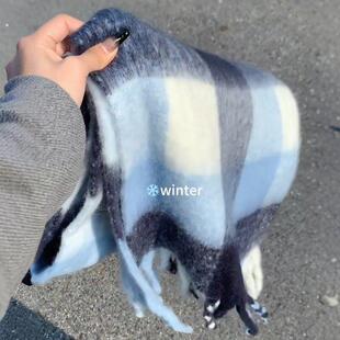 蓝色格子围巾冬季韩系氛围感彷羊绒披肩加厚保暖百搭护颈高级围脖