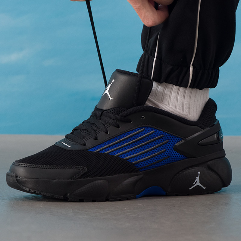 耐克（NIKE）男鞋 2025新款冬季运动鞋JORDAN TRUNNER FLOW比赛训