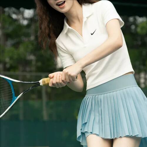 NIKE耐克26女短款修身短袖POLO衫
