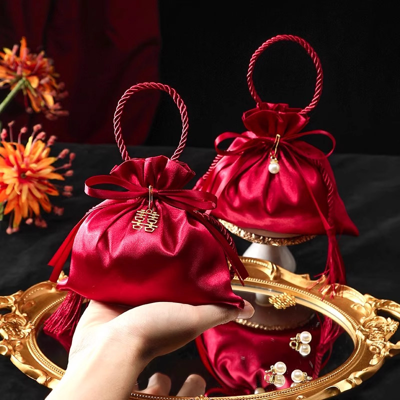 喜糖袋子2026新款结婚专用高级感婚庆喜袋糖袋布艺喜糖盒糖果包装