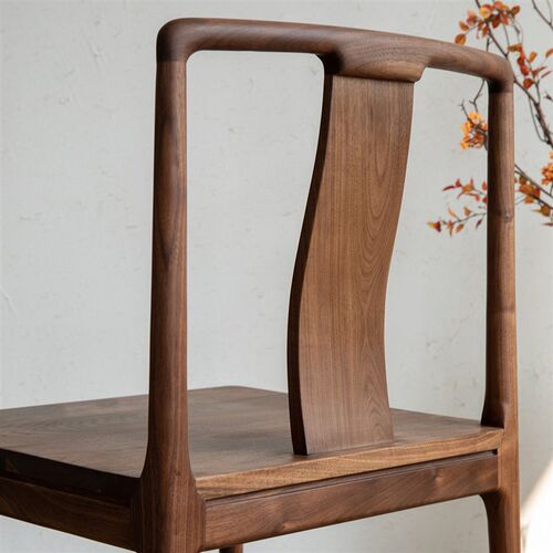 空器新中式黑胡桃木餐椅牛角椅凳子靠背木椅子家用休闲茶椅