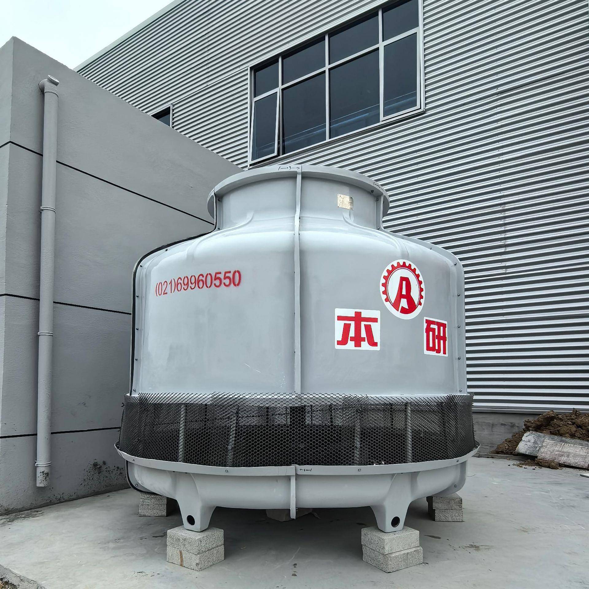 注塑机配套凉水塔圆形高温玻璃钢冷却水塔出口包装异电压电机