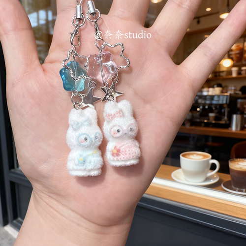 可爱植绒小兔手机链轻奢小众精致高级感情侣闺蜜款钥匙扣书包挂件