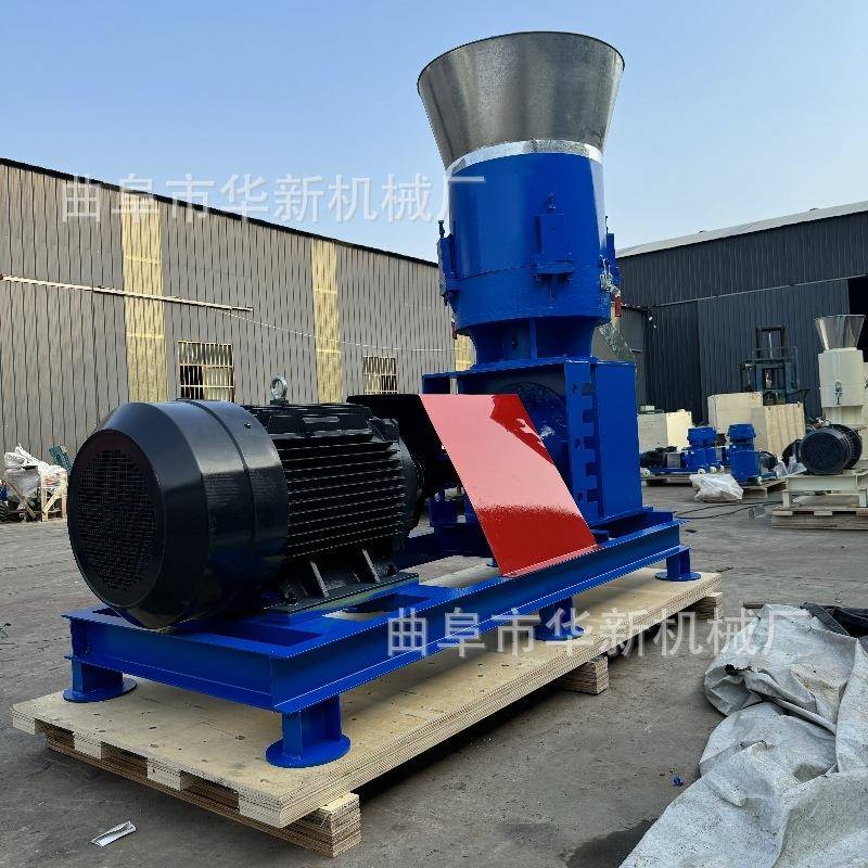 越南600型饲料颗粒机养殖玉米秸秆饲料颗粒机鼠粮蛇粮制粒机