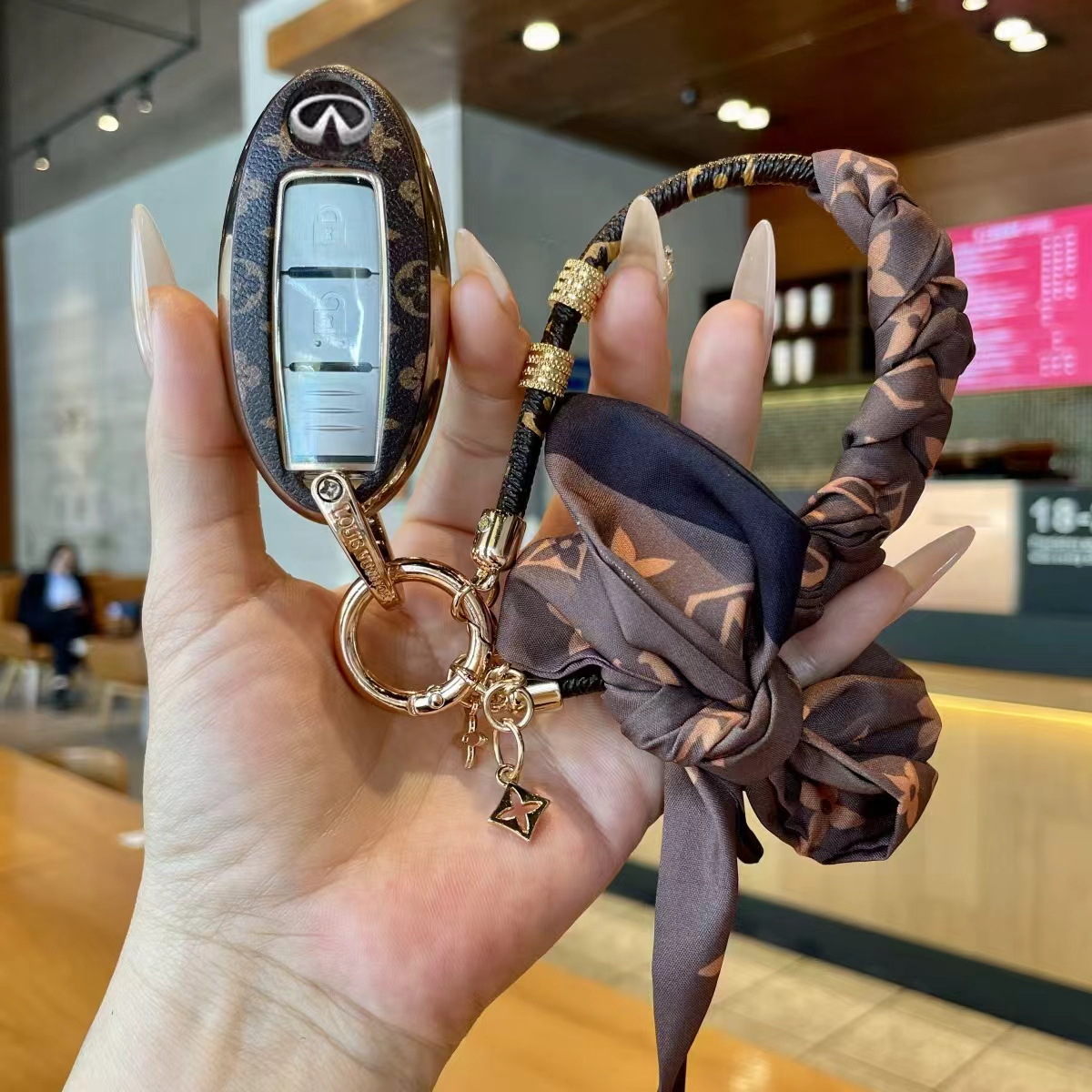 适用于英菲尼迪钥匙套新款Q50L/QX50/QX60/专用钥匙包壳高档男女