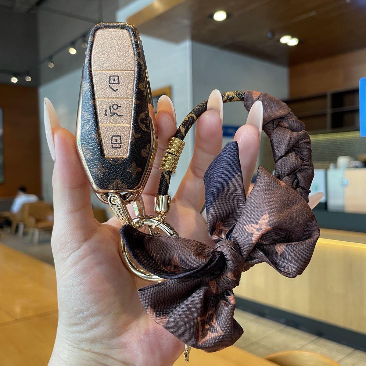 适用奇瑞icar03钥匙套新款奇瑞舒享家eq7专用汽车遥控保护壳包扣