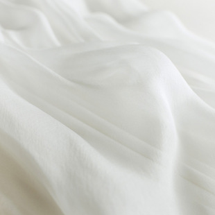 长裙仙显瘦女装 沙滩裙白色中长款 2020新款 宜黛公主真丝连衣裙修身