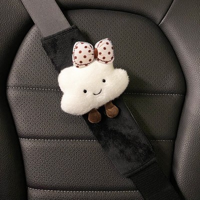 短款汽车安全带护肩套可爱卡通带帽云朵车用防勒脖护肩保护套车饰