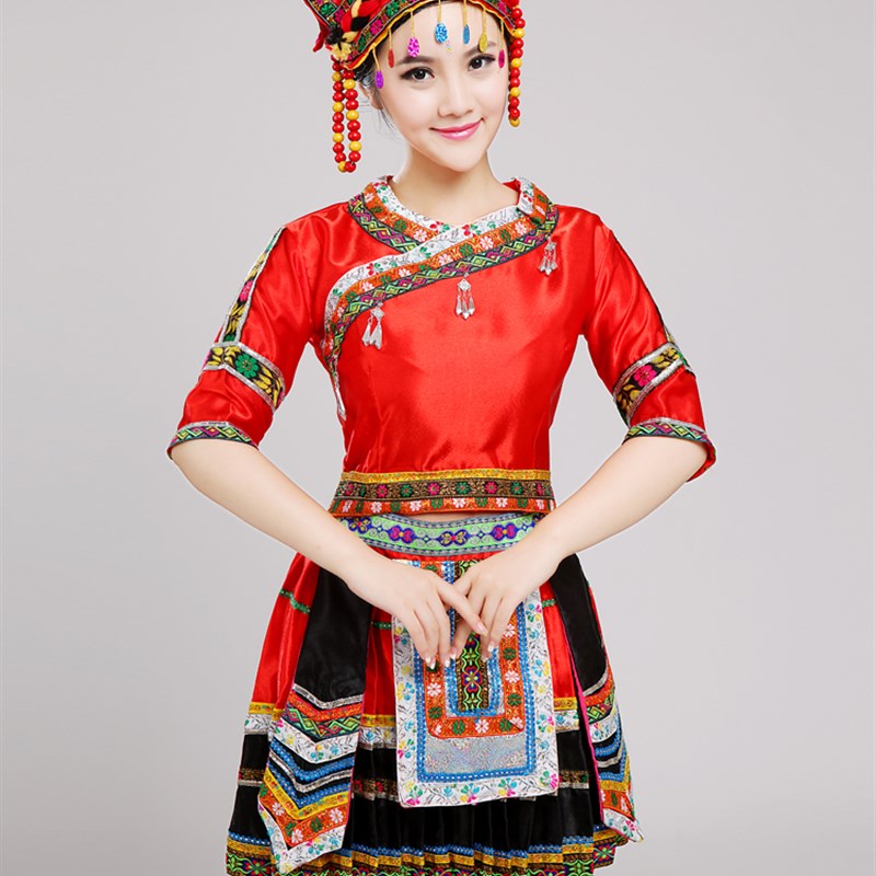 新款彝族舞蹈服装成人女土家族表演苗族百褶裙黎族少数民族演出服