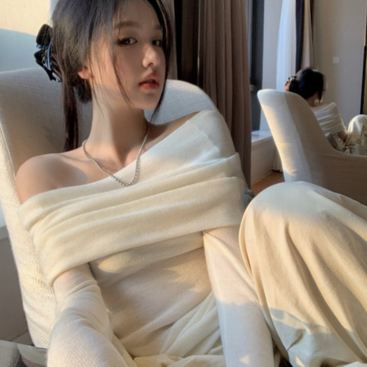 法式chic气质温柔一字肩针织衫女秋冬修身显瘦高级感褶皱露肩上衣