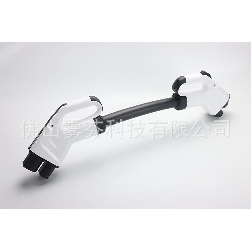 CCS2转CCS1充电桩转换连接器150A电动汽车欧转美直流充电延长线