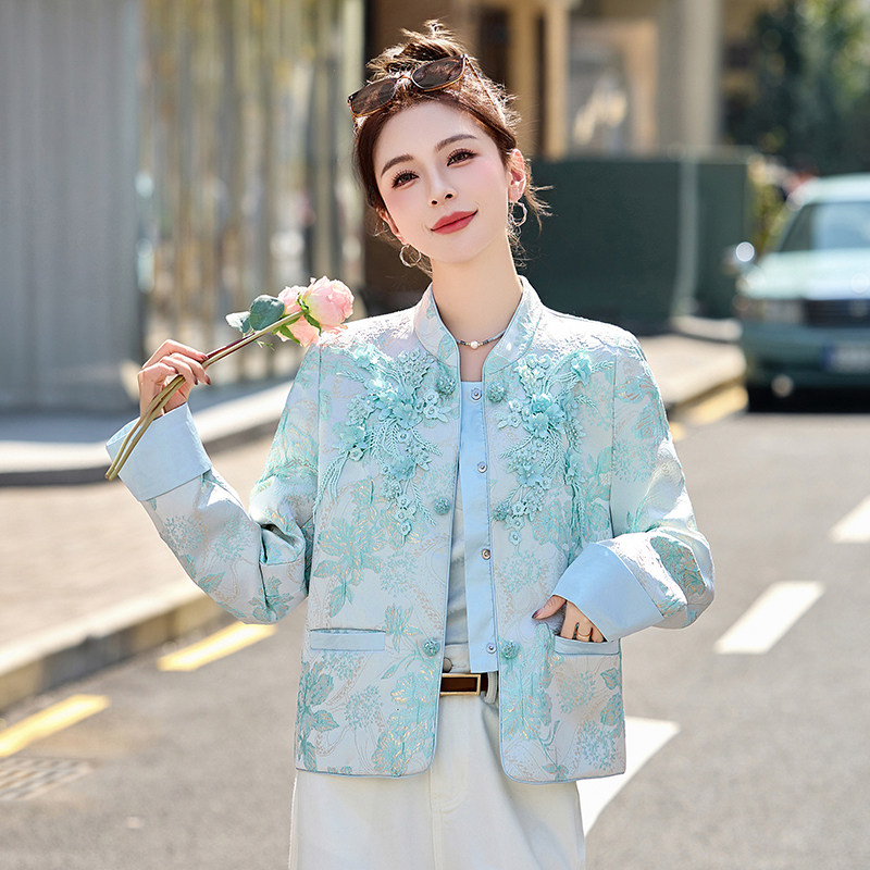 新中式长袖刺绣提花短外套女2026春装新款小香风上衣通勤风女装