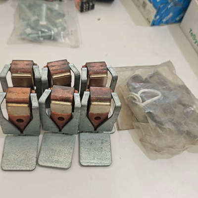 LA5F500803触点 ！没包装了 有议价