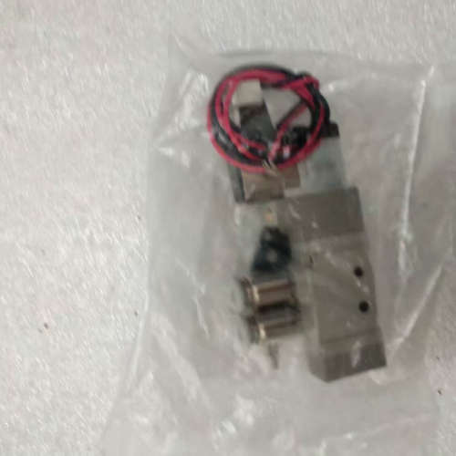 CKD 电磁阀4JA119有2个不议价