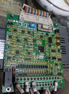 AC60BCON-A2.1伟创变频器主板议价