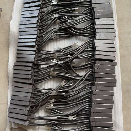 碳刷 Schunk(崇德)碳刷A24X一共有72块议价