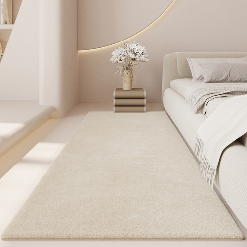法式侘寂风卧室地毯奶油风加厚素色短绒房间床边毯厚款地垫可机洗