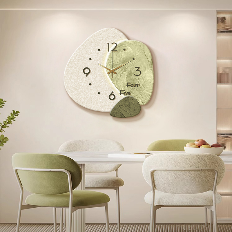 现代简约挂钟客厅高档奶油风餐厅装饰画钟表高级感创意带灯挂画