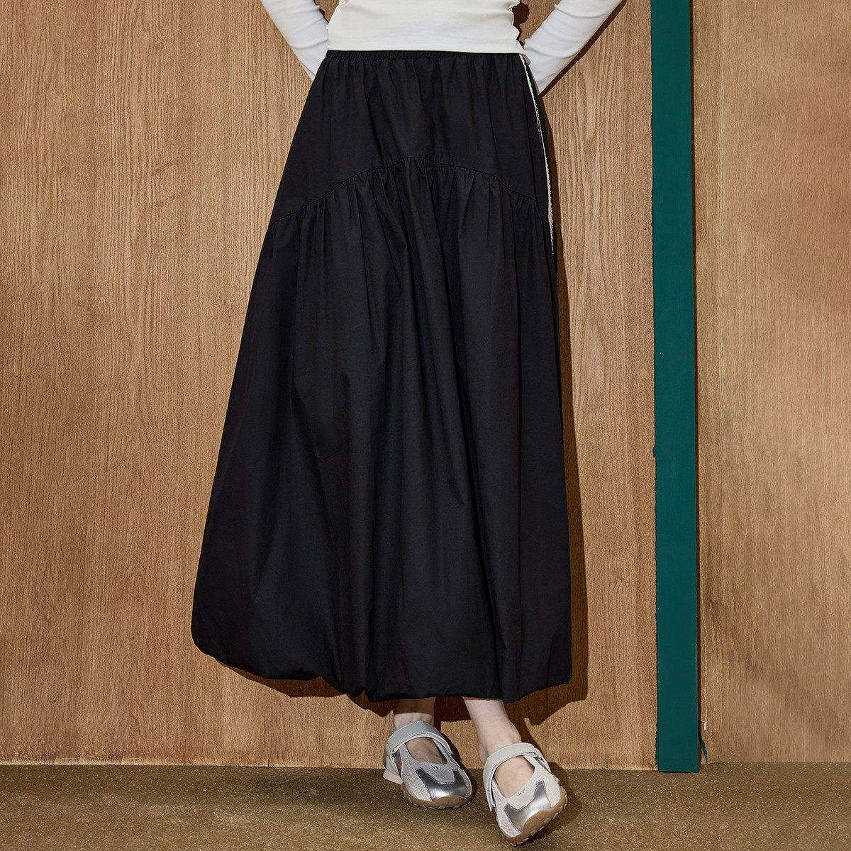 coolhut撞色时尚运动风花边织带花苞百搭显瘦中长2026春季半截裙