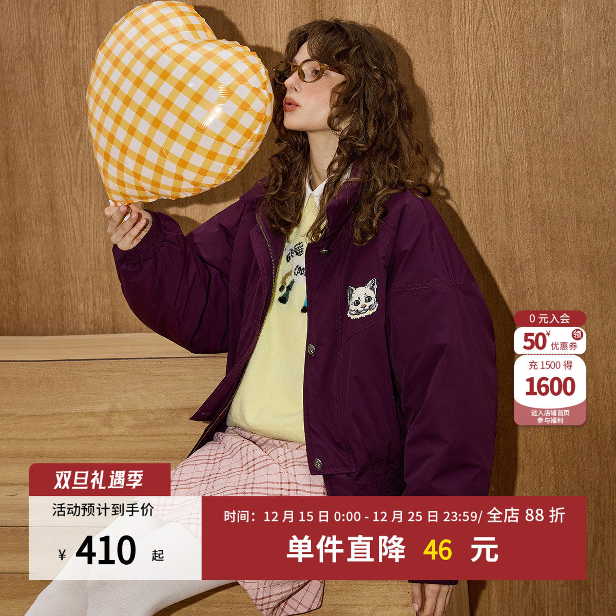 冬季新款加厚保暖刺绣短款棉服女