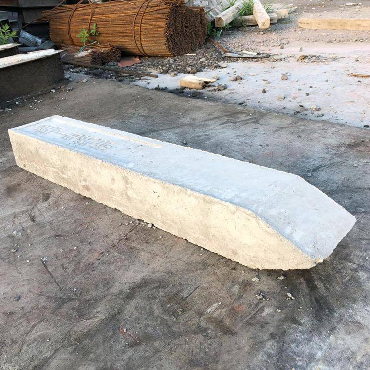 水泥方桩混凝土方桩水泥平口桩水泥尖桩钢筋混凝土实心方桩