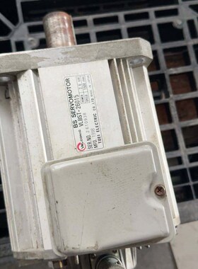 议价东荣伺服电机VLBST-26015,2.6KW功率,15维修