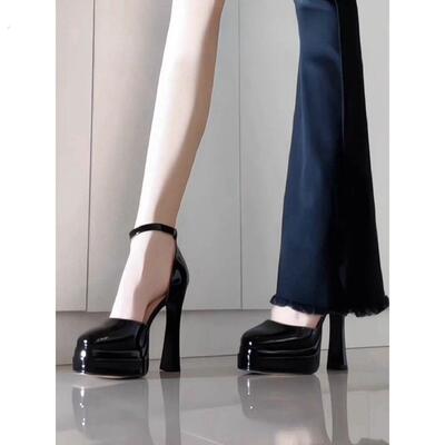 2025新款玛丽珍超高跟鞋女气质黑色婚鞋防水台芭比粗跟小个子10cm