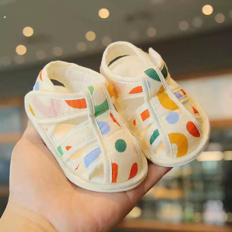 婴儿鞋子夏季凉鞋宝宝软底学步鞋外出防滑防掉新生幼儿透气步前鞋