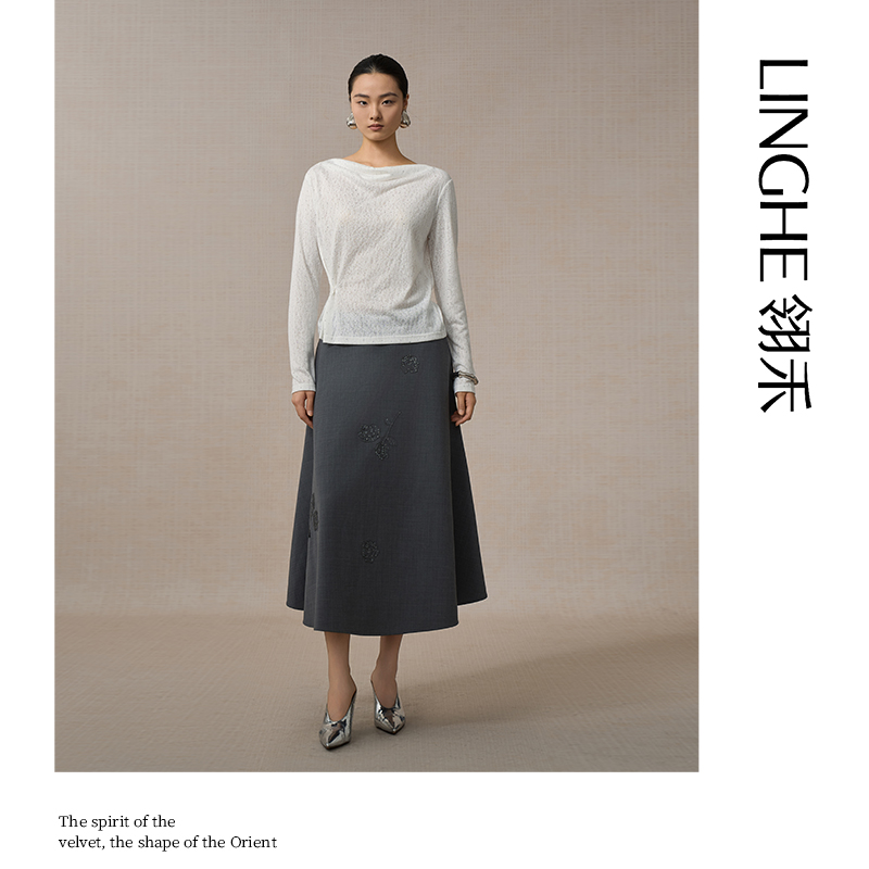 翎禾LINGHE-烫钻荡领长袖打底衫女秋季时尚显瘦设计感荡领针织衫