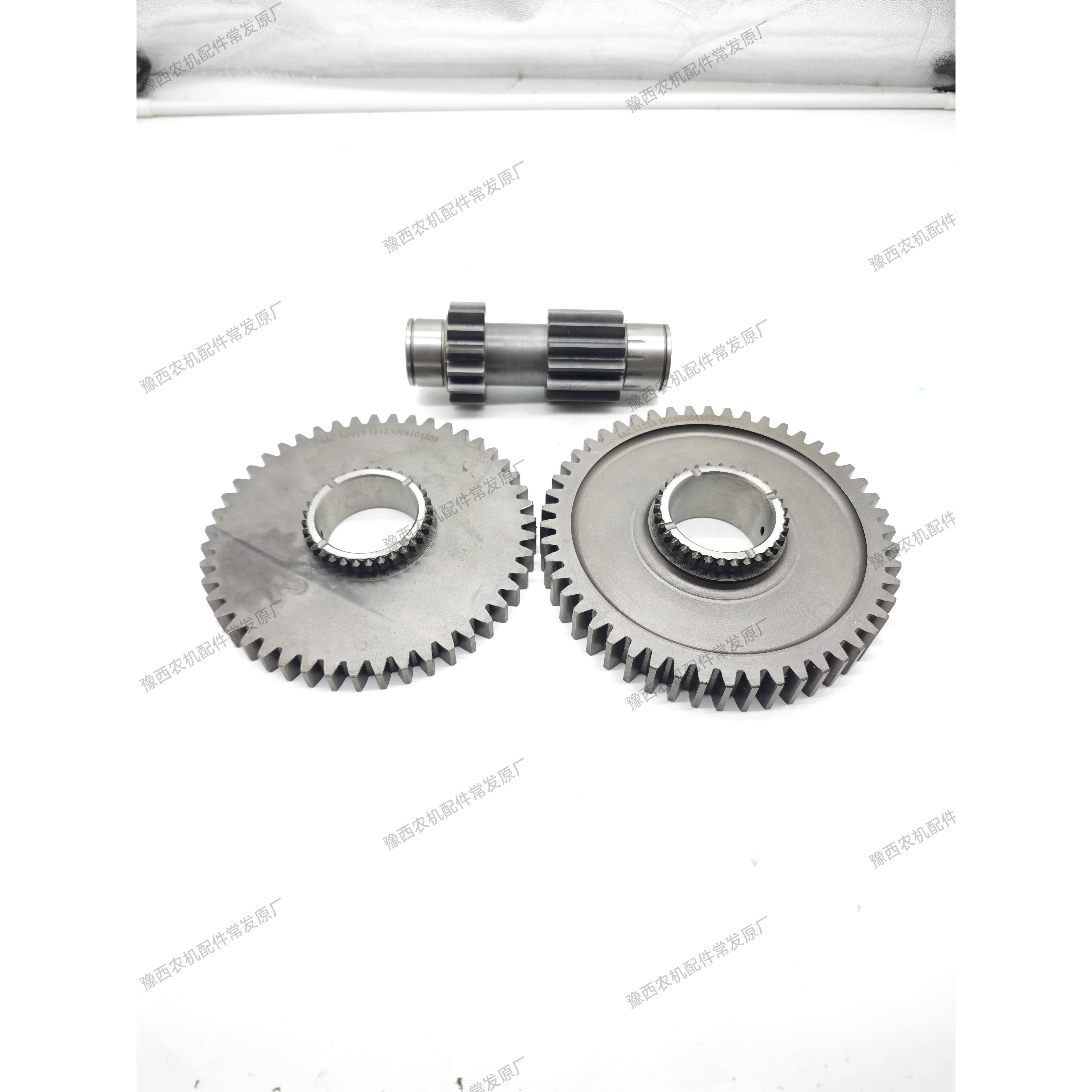 CFC704 504 常发拖拉机 动力输出齿轮 双连轴 被动齿 滑套 输出轴
