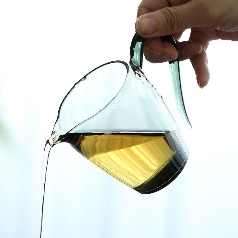 烟灰色公道杯带把玻璃分茶器家用功夫茶具泡茶透明公杯茶海茶盅