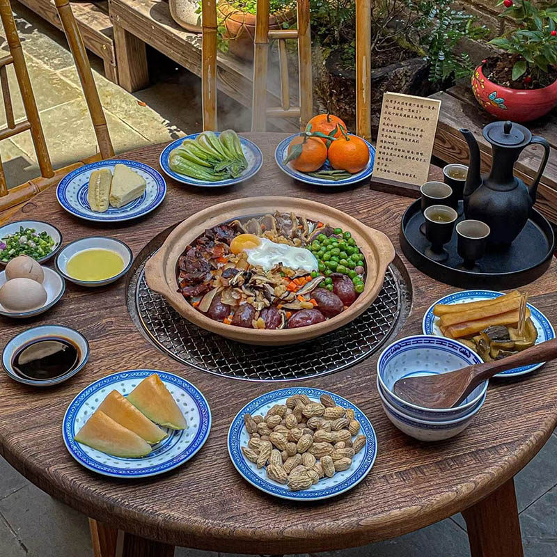 庭院围炉煮茶桌复古风竹椅子炭火炉火锅烧烤老榆木围炉煮茶小圆桌