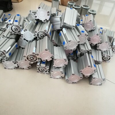 手擦机SDA32*40气缸 马骝机旋转头专业气缸 防酸耐用牛仔工艺配件