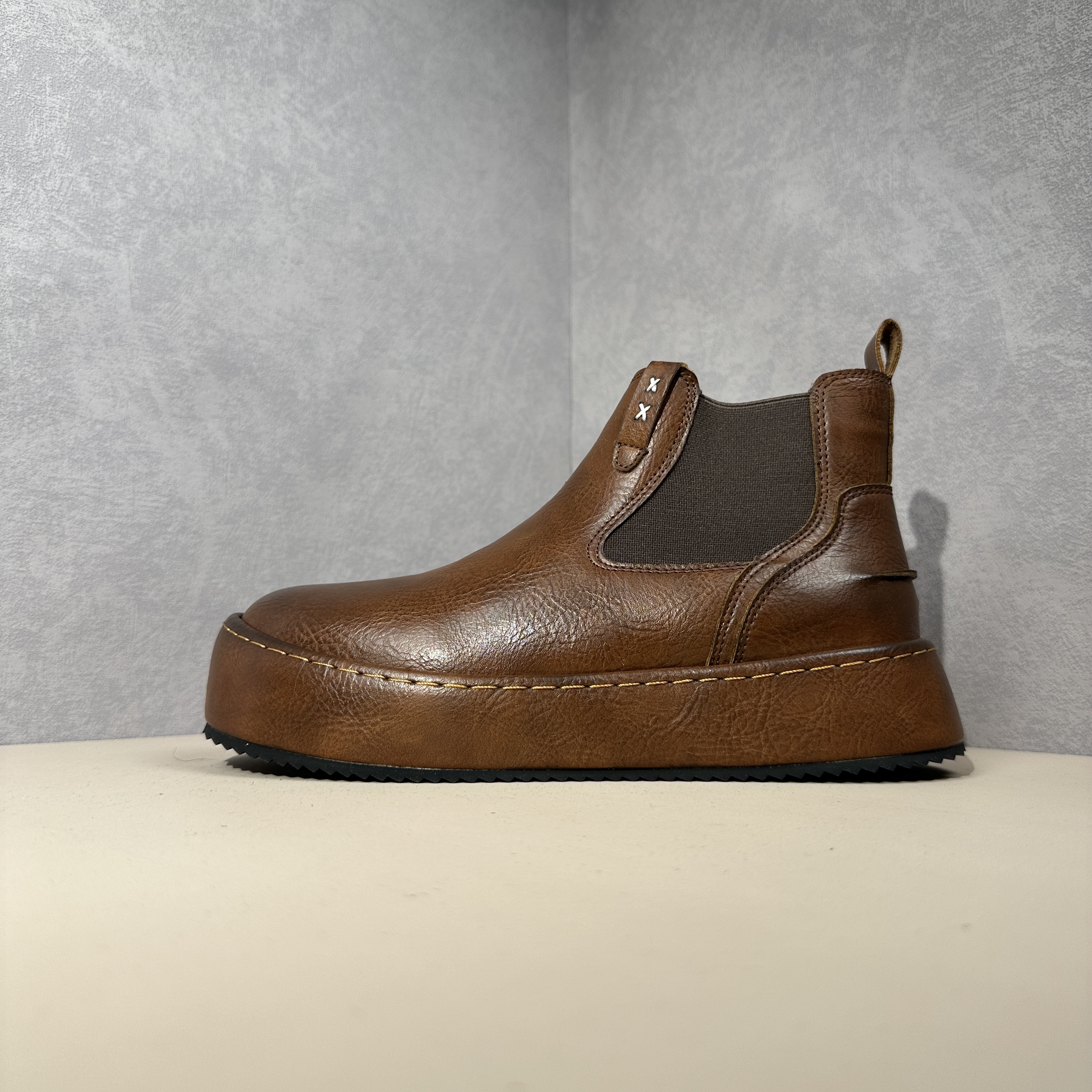 网红爆款英伦风厚底百搭切尔西靴