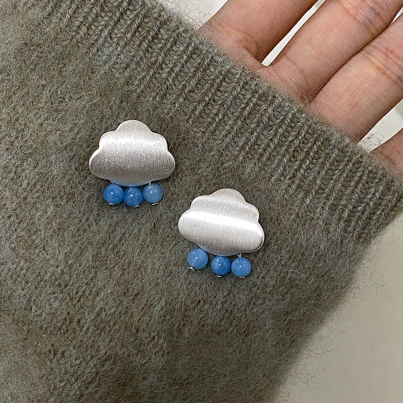可爱银色云朵雨滴流苏耳钉